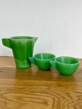 Akro Agate Kids Tea Set Pitcher Cups Green Slag Glass Jadeite Doll Dollhouse